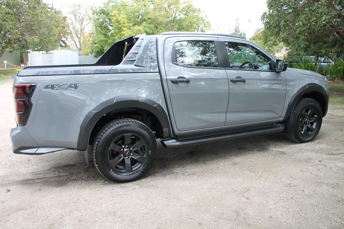 2025 Isuzu D-MAX X-TERRAIN