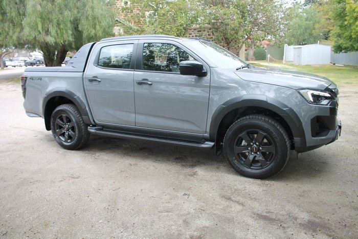2025 Isuzu D-MAX X-TERRAIN