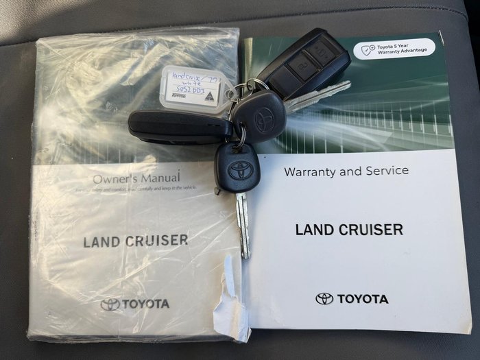 2024 Toyota Landcruiser GXL