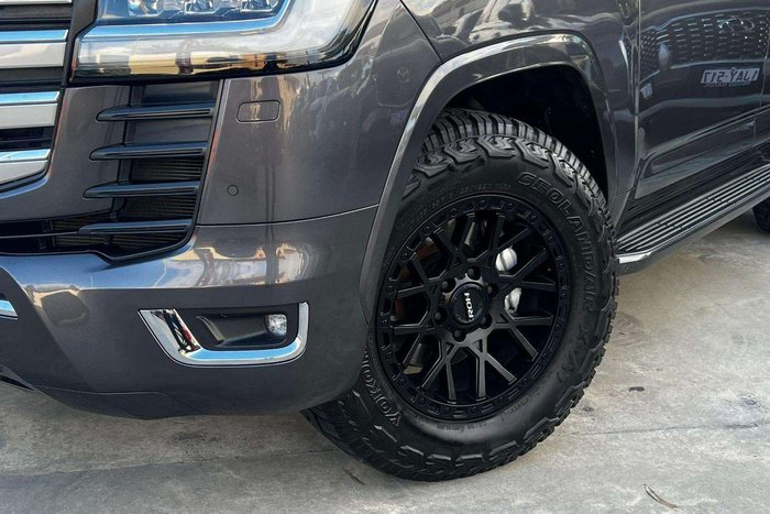 2022 Toyota Landcruiser Sahara ZX