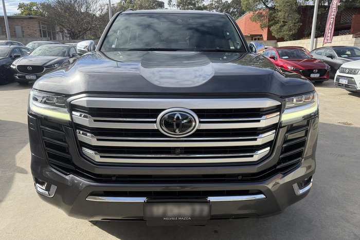 2022 Toyota Landcruiser Sahara ZX