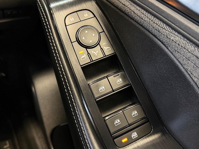 2022 Nissan X-TRAIL ST