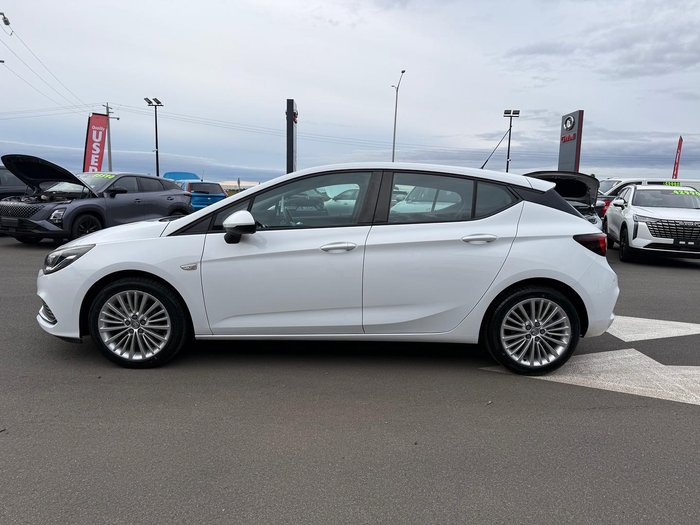 2017 Holden Astra R