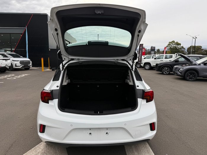 2017 Holden Astra R