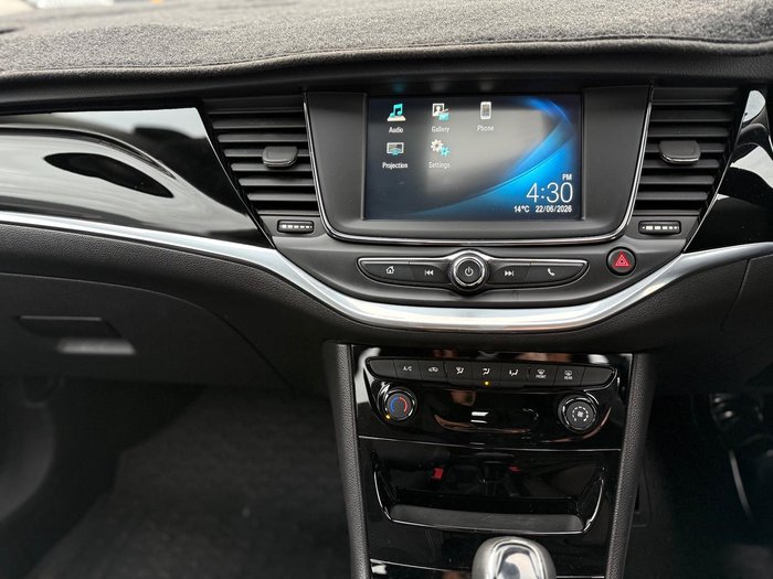 2017 Holden Astra R