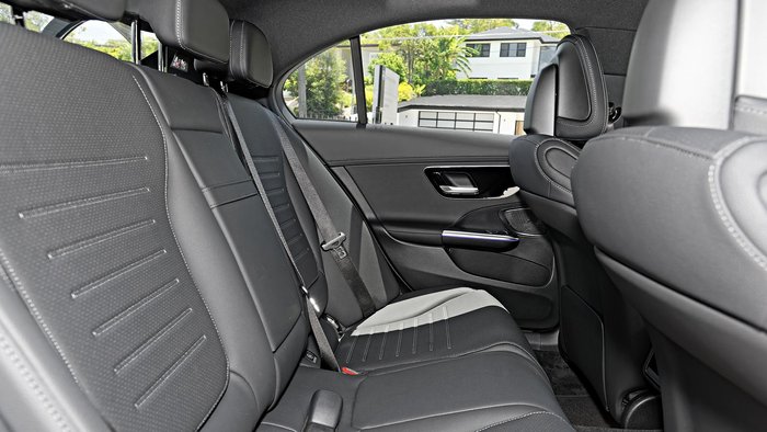 2026 Mercedes-Benz C-Class C200