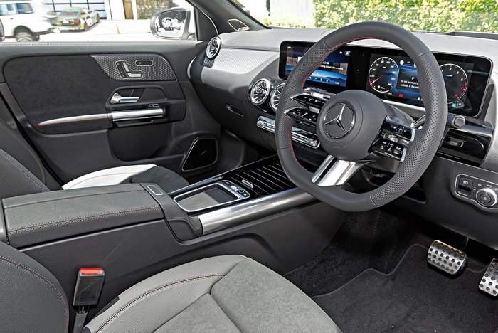 2025 Mercedes-Benz GLA-Class GLA250