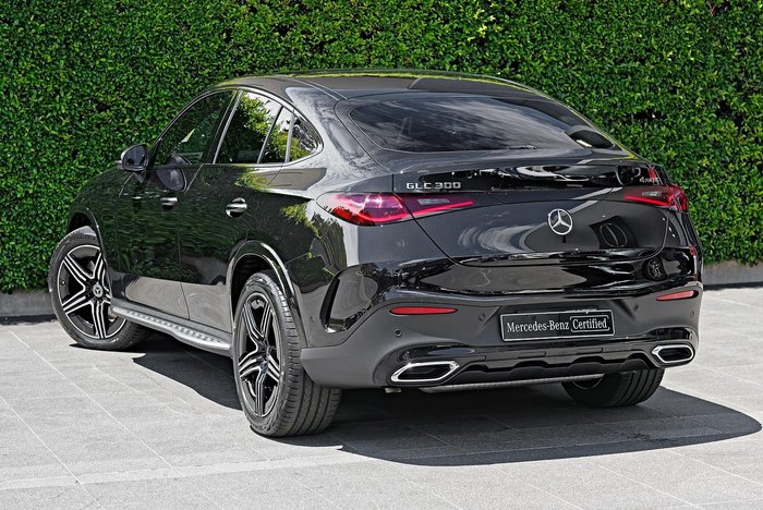 2025 Mercedes-Benz GLC-Class GLC300