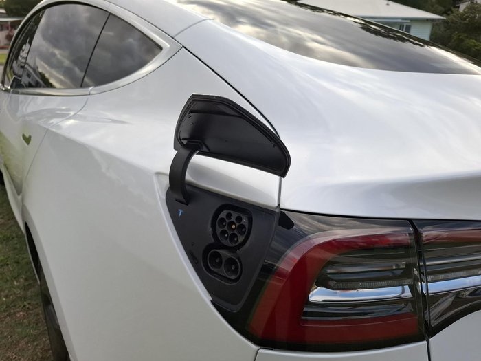 2019 Tesla Model 3 Standard Range Plus