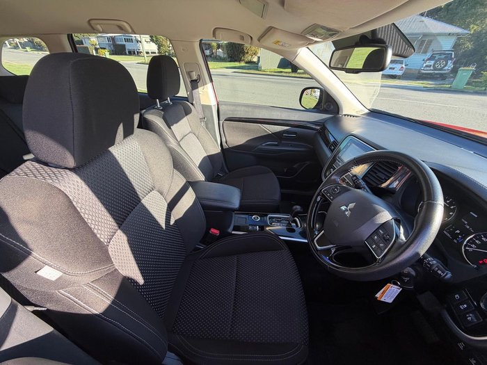 2018 Mitsubishi Outlander ES
