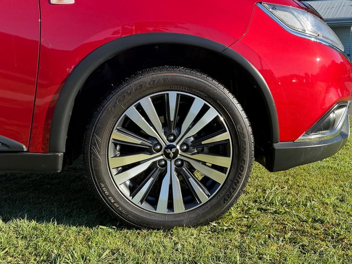2018 Mitsubishi Outlander ES