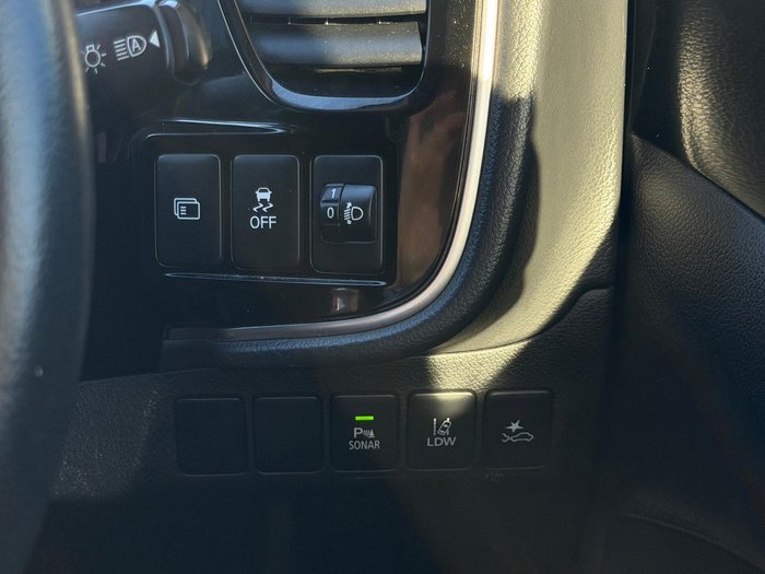 2018 Mitsubishi Outlander ES