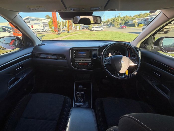 2018 Mitsubishi Outlander ES