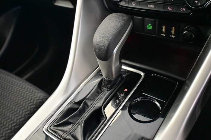 2025 Mitsubishi Eclipse Cross ES