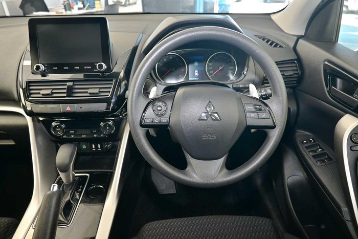 2025 Mitsubishi Eclipse Cross ES