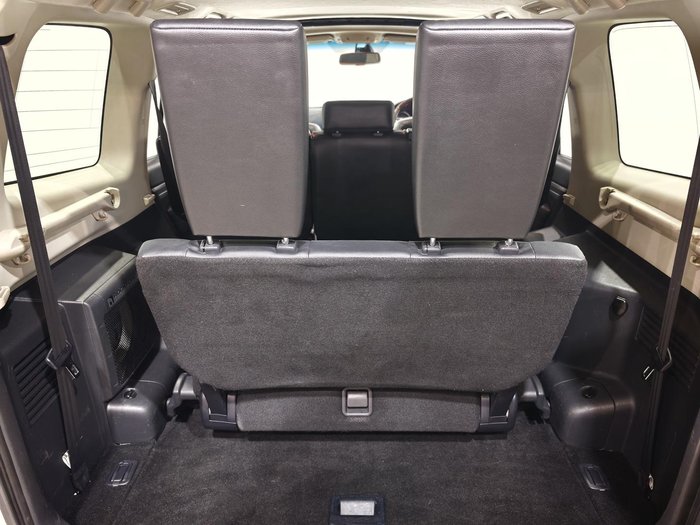 2017 Mitsubishi Pajero Exceed