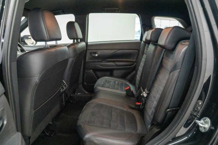 2019 Mitsubishi Outlander Black Edition