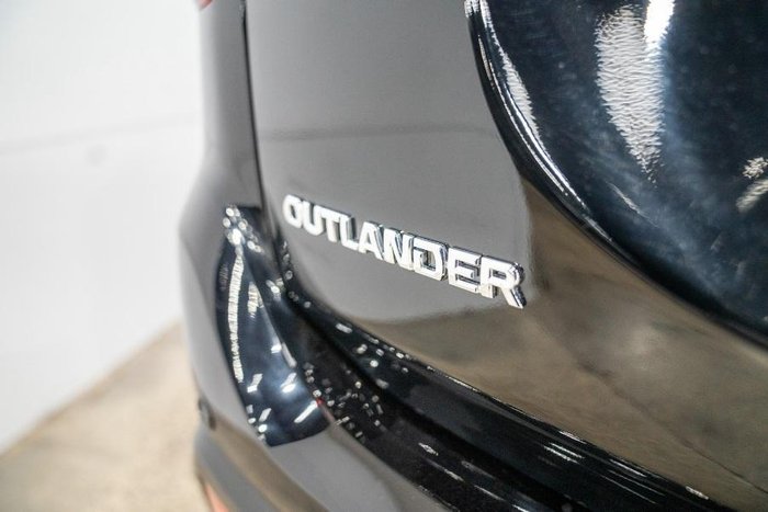 2019 Mitsubishi Outlander Black Edition