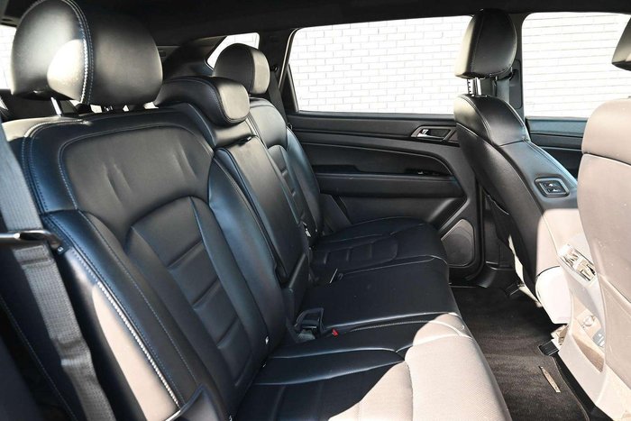 2023 SsangYong Rexton Adventure