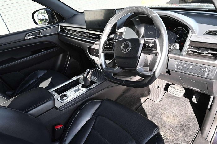 2023 SsangYong Rexton Adventure