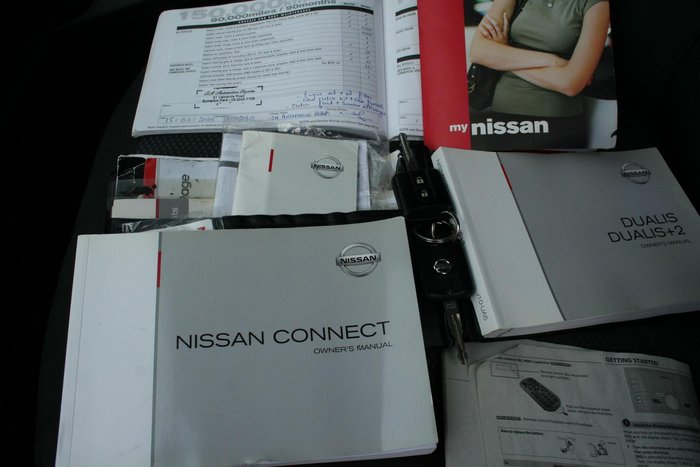 2012 Nissan Dualis ST