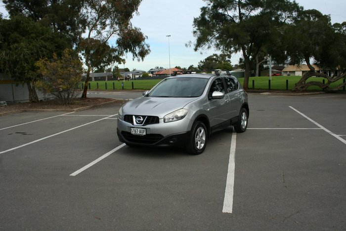 2012 Nissan Dualis ST