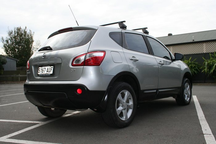 2012 Nissan Dualis ST