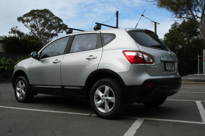 2012 Nissan Dualis ST