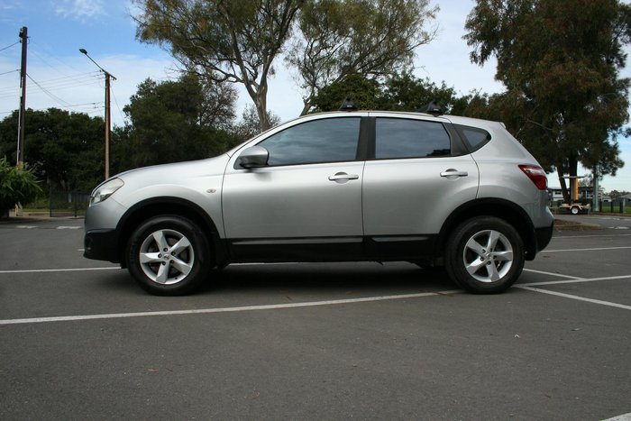 2012 Nissan Dualis ST