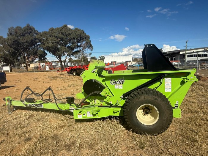 2024 Giant 2500 Schulte