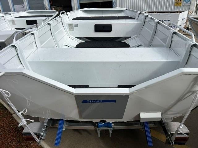 2026 QUINTREX F390 Outback Explorer