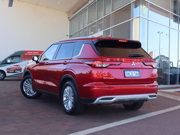 2021 Mitsubishi Outlander LS