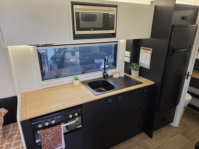 2025 New Age Caravans Manta Ray Embark Mr15e