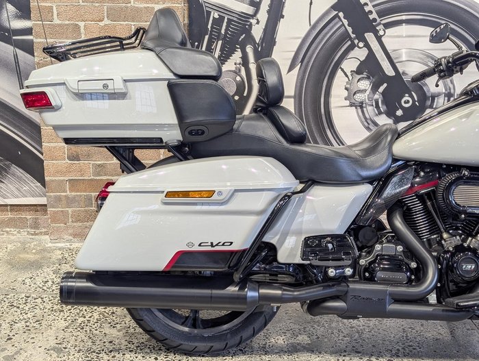 2021 Harley-Davidson CVO Limited 117 (FLHTKSE)