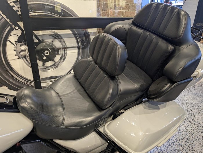 2021 Harley-Davidson CVO Limited 117 (FLHTKSE) Touring