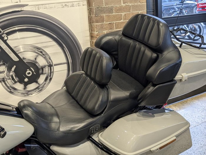 2021 Harley-Davidson CVO Limited 117 (FLHTKSE) Touring