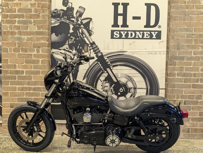 2010 Harley-Davidson Dyna Super Glide 1584 (FXD) Dyna Black