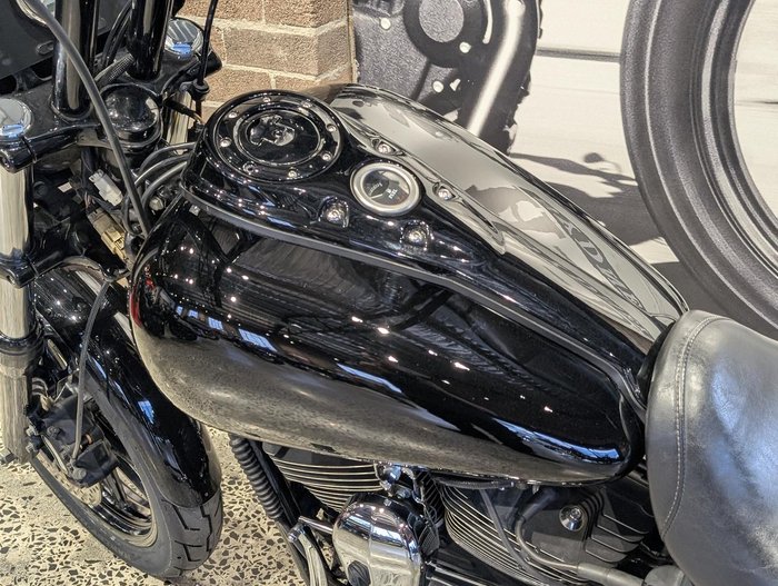2010 Harley-Davidson Dyna Super Glide 1584 (FXD) Dyna Black