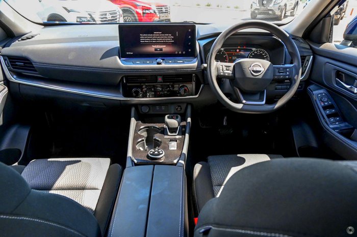 2026 Nissan X-TRAIL ST