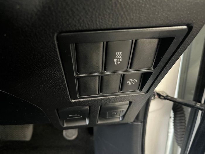2020 Toyota Hilux SR5