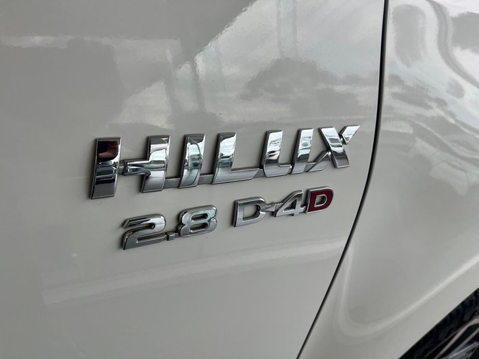2020 Toyota Hilux SR5