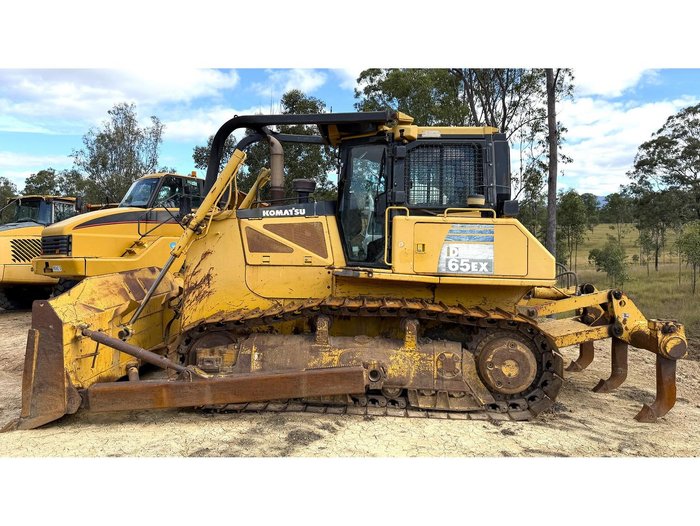 2010 Komatsu D65ex-16