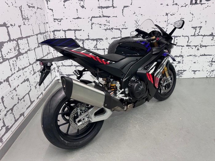 2025 Aprilia RSV4 1100 Factory RSV4 Purple