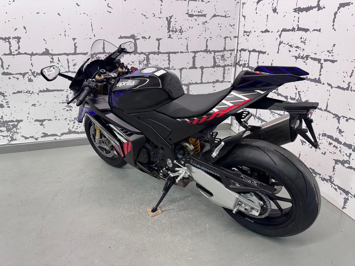 2025 Aprilia RSV4 1100 Factory RSV4 Purple