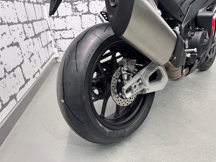 2025 Aprilia RSV4 1100 Factory RSV4 Purple