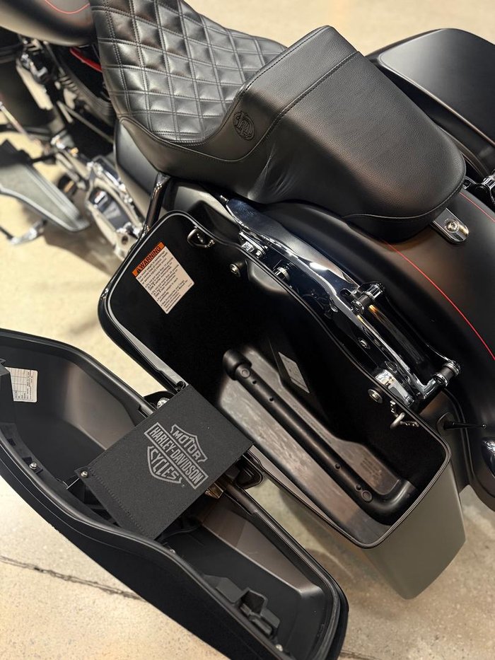 2015 Harley-Davidson Street Glide Special 103 (FLHXS) Touring Black