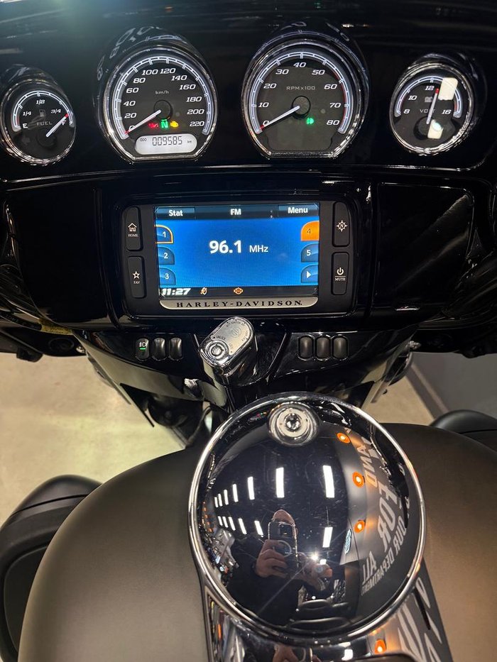 2018 Harley-Davidson Ultra Limited 107 (FLHTK) Touring Black