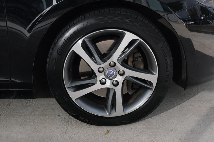 2015 Volvo V40 T3 Kinetic