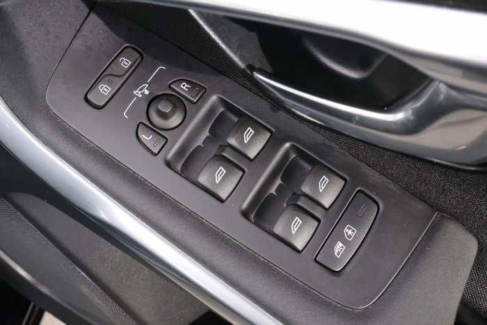 2015 Volvo V40 T3 Kinetic
