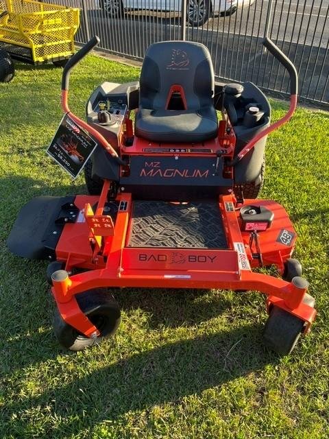 2023 Bad Boy Magnum 48" Zero Turn Mower